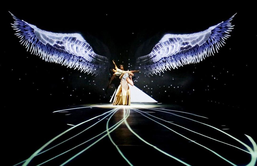 全息投影震撼開場(chǎng)